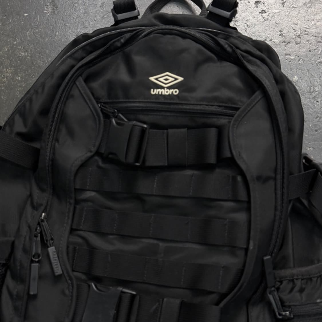 엄브로 댄커 백팩 상품이미지2