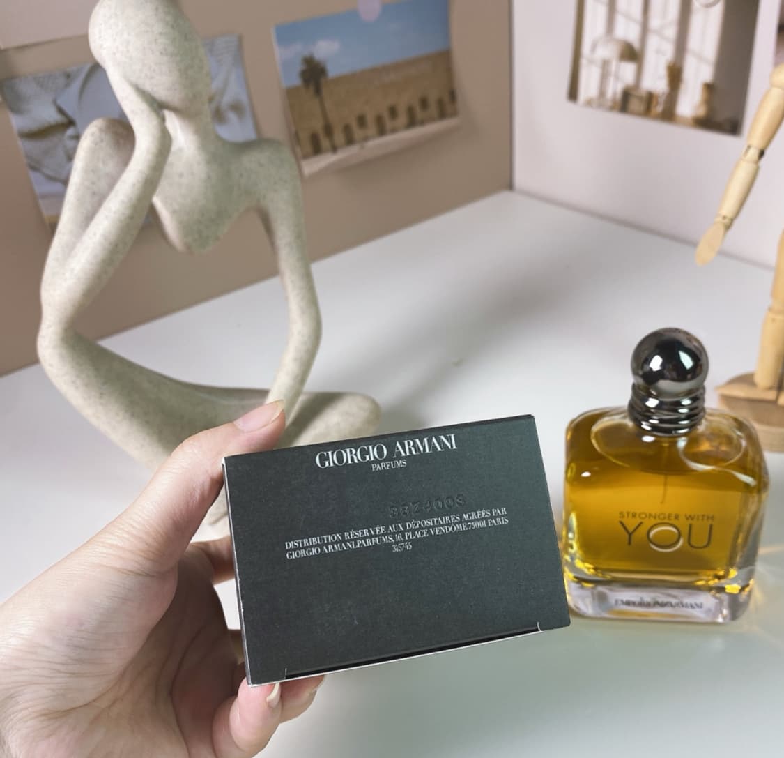 아르마니 엠포리오 스트롱거 위드 유 향수 100ml 상품이미지3