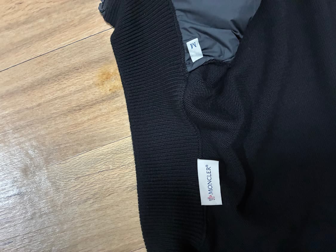 몽클레어 패딩 코튼 집업 가디건 블랙 - 24SS (M) 상품이미지5