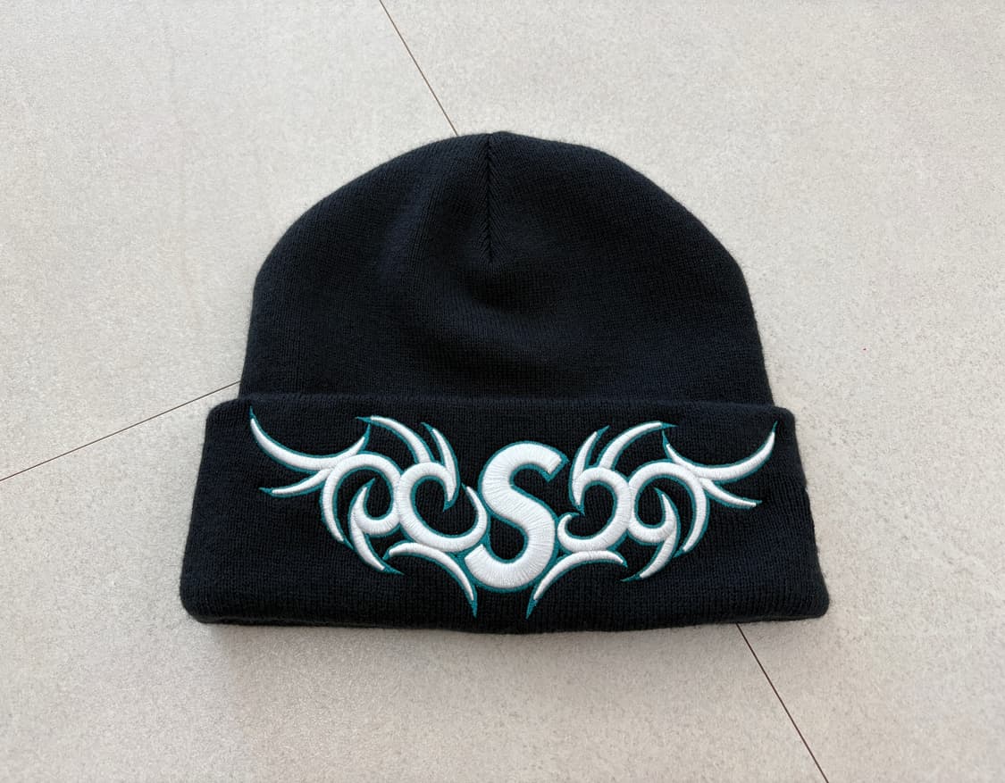 슈프림 뉴에라 트라이벌 S 로고 비니 네이비 - 25FW 상품이미지1