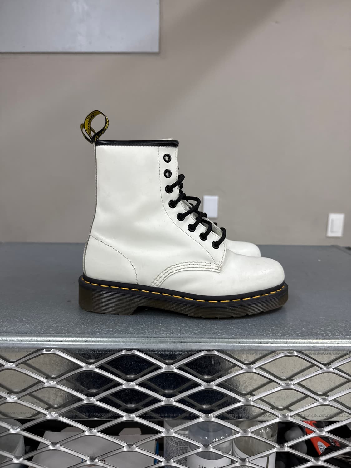 닥터마틴 1460 화이트 UK4 상품이미지4