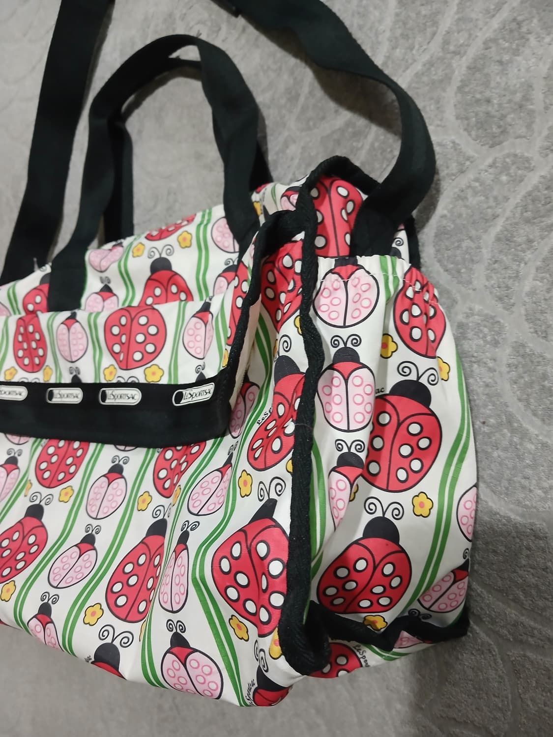 레스포삭 레이디버그 패턴 숄더백 (토트 겸용) 상품이미지4