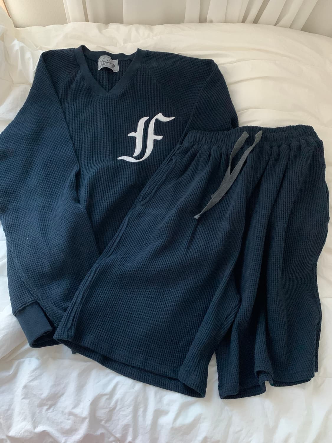 (새상품) 샵페어리 와플 박시 맨투맨 셋업 아일릿 원희 착용 상품이미지3