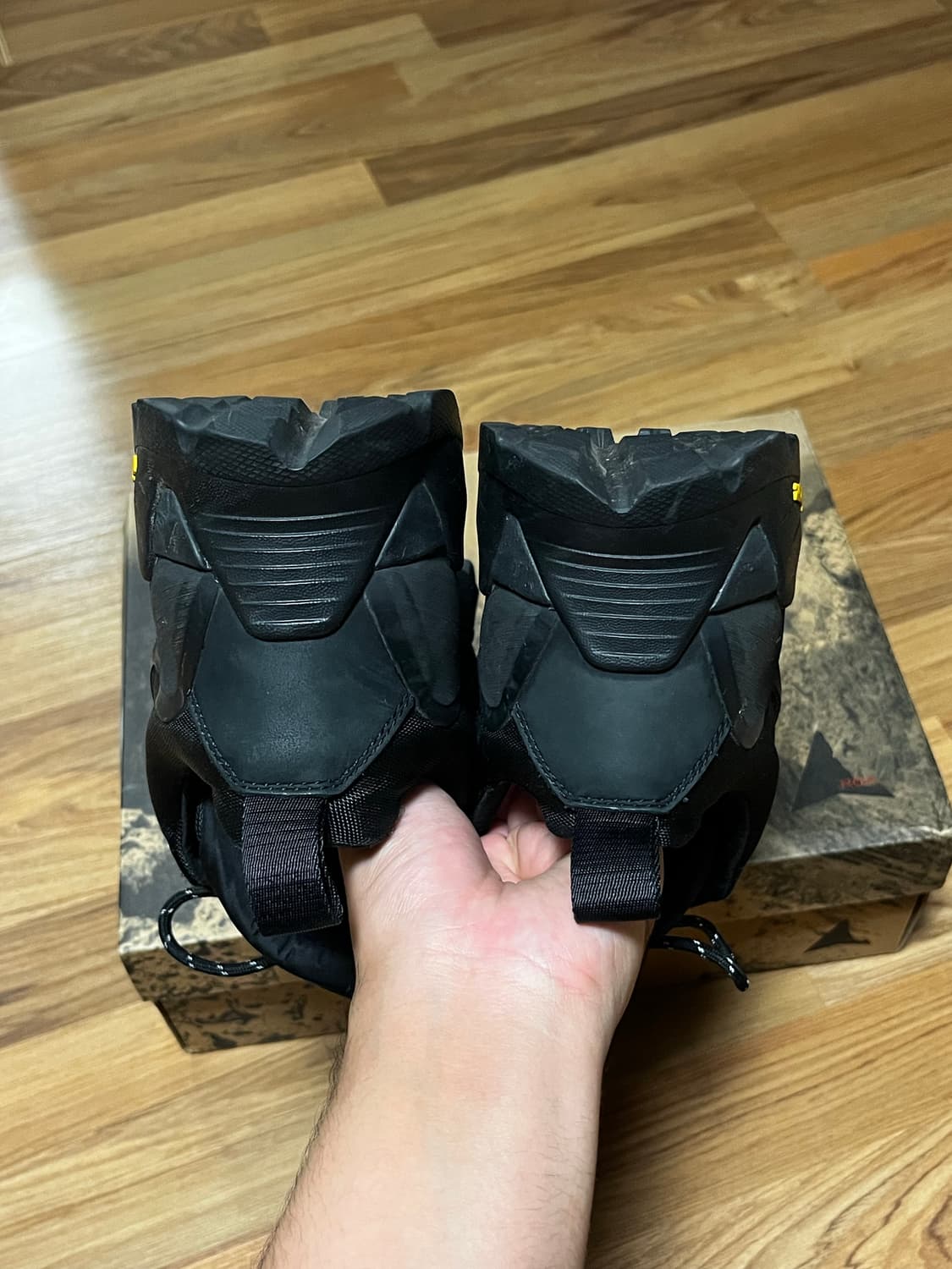 로아 카타리나 블랙 45 상품이미지5