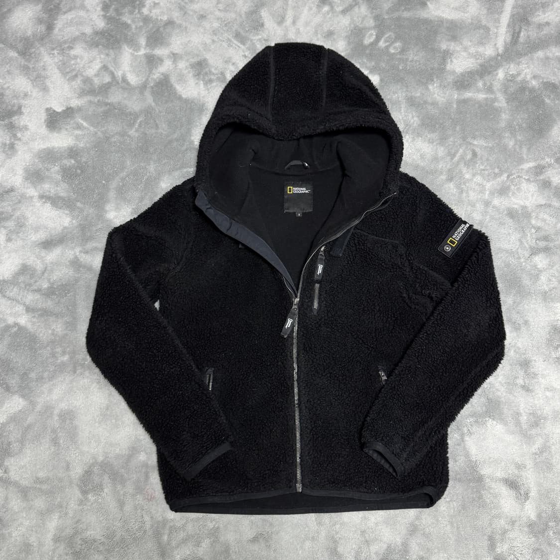 네셔널지오그래픽 블랙 뽀글이 후리스 자켓 상품이미지2