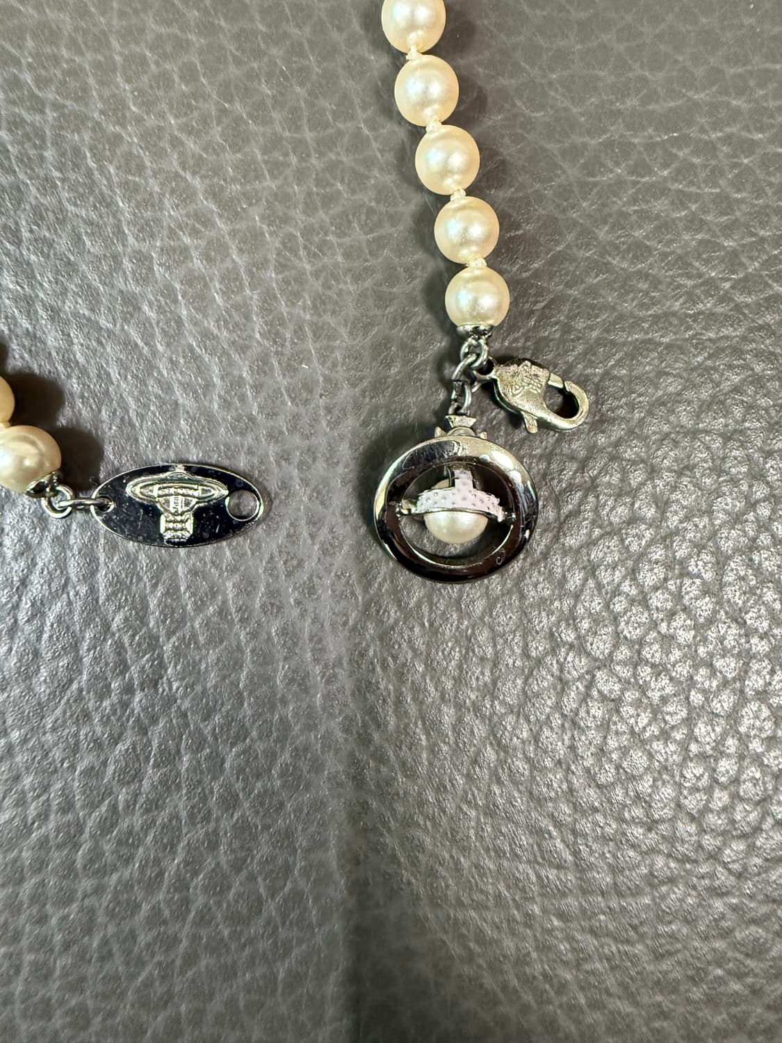 풀박 공홈구매)비비안웨스트우드 진주목걸이 상품이미지4