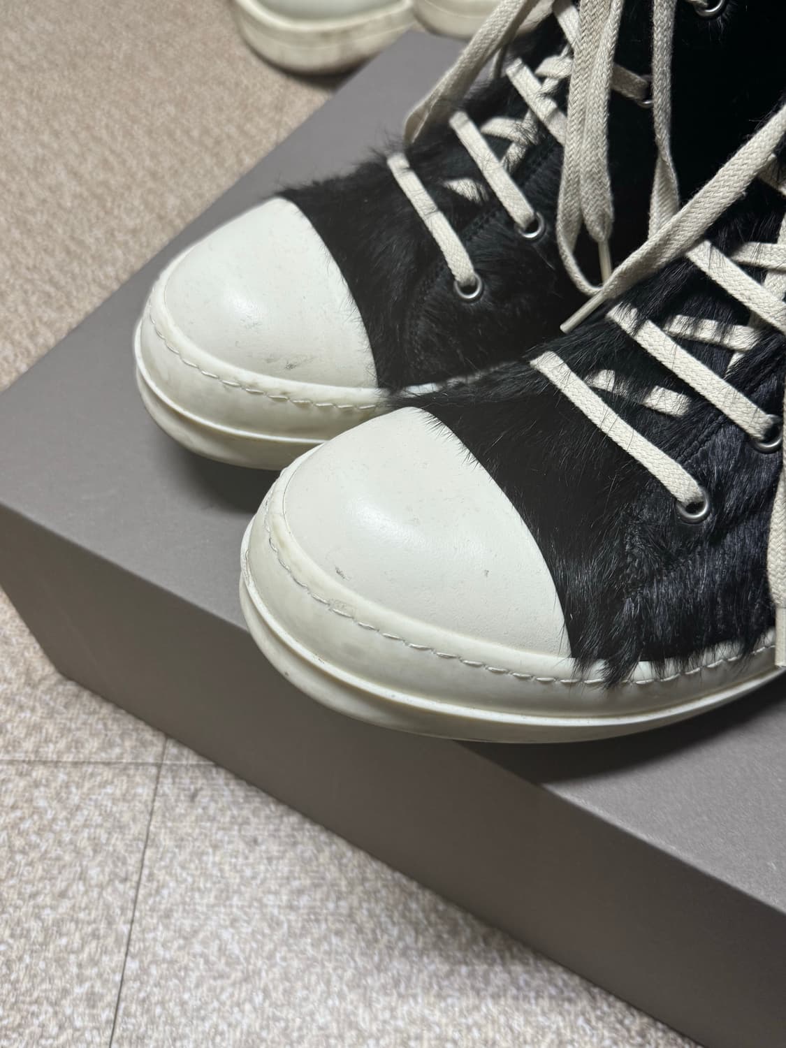 릭오웬스 릭컨 라몬즈 송치 24SS 43 size 상품이미지3