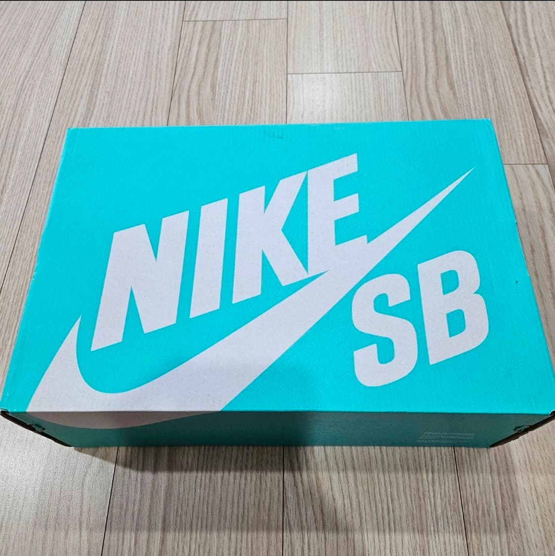 정품 새제품 한정판 나이키 SB 울프 인 쉽스 클로딩 265 상품이미지5