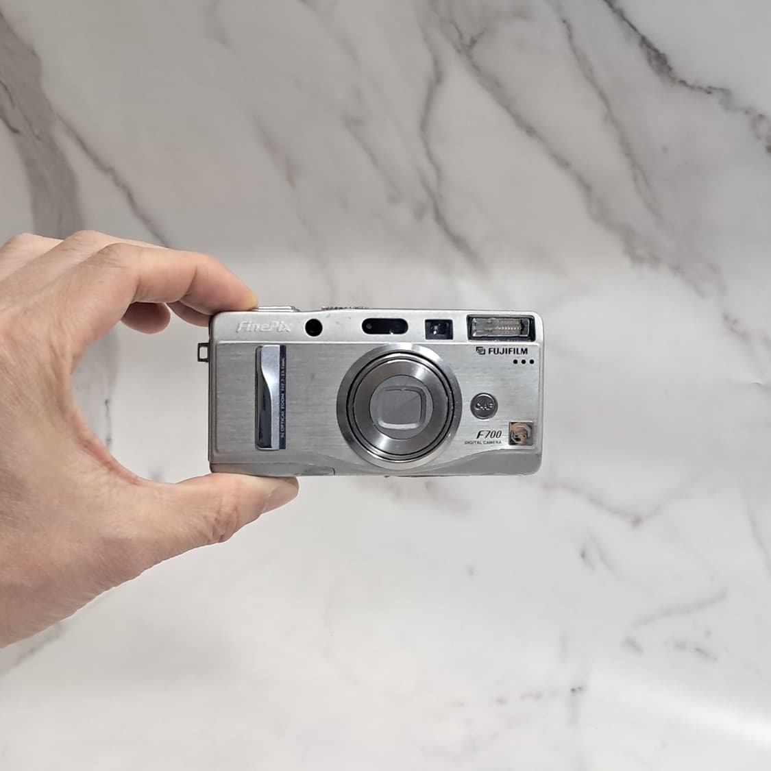 후지필름 FinePix F700 디지털 카메라 상품이미지1