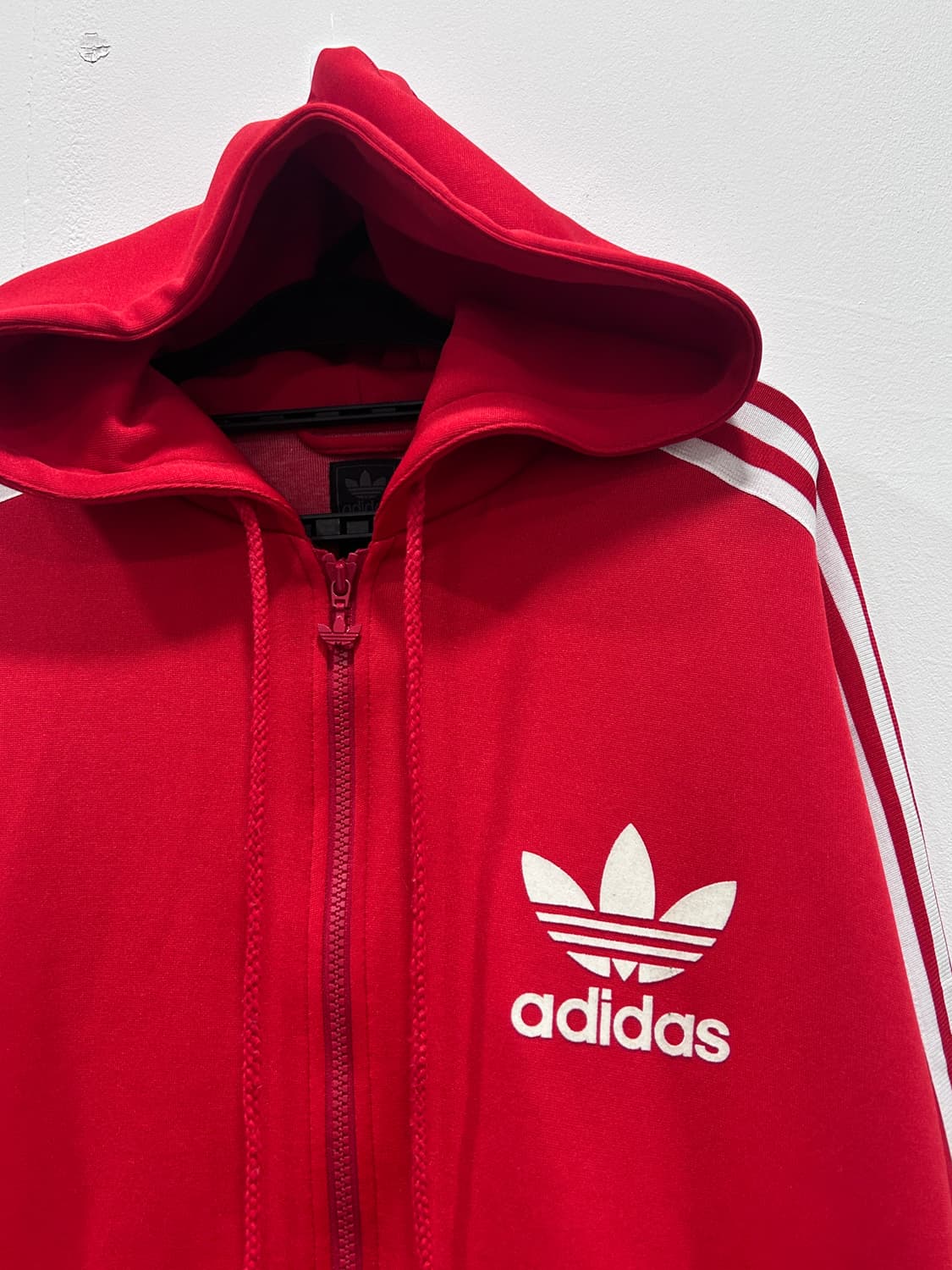 [M] 아디다스 올드스쿨 빨흰 후드 져지 집업 남성 M사이즈 상품이미지3