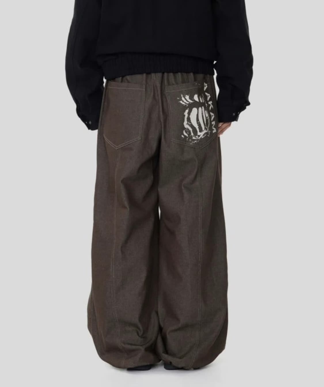 AAKAM Knee Pin-tuck Printed Denim Pants 상품이미지1