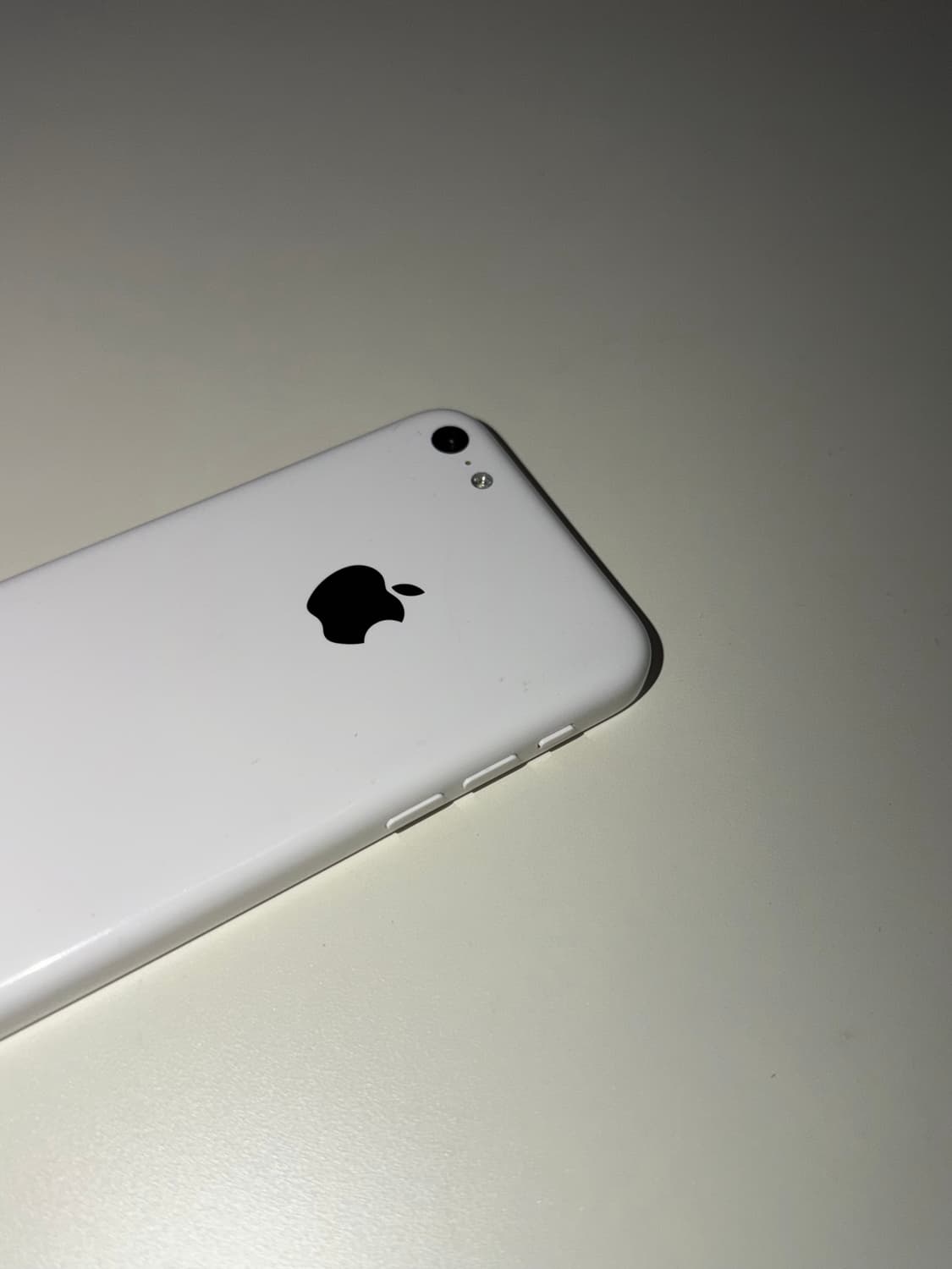 아이폰 5c 화이트 상품이미지3