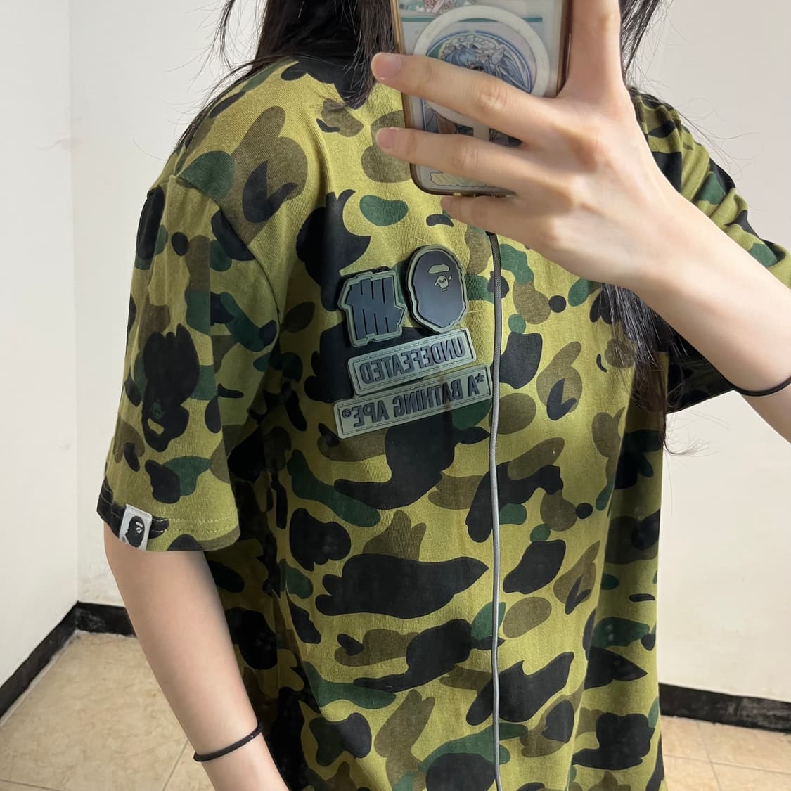 BAPE × UNDEFEATED Collaboration T-Shirt 상품이미지2