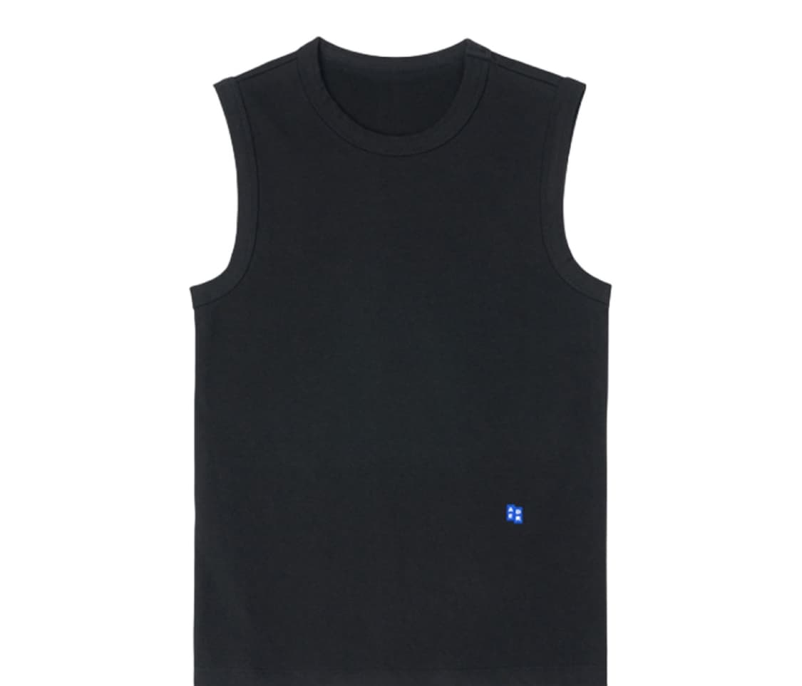 구매)아더에러 슬리브리스 L or XL 상품이미지1