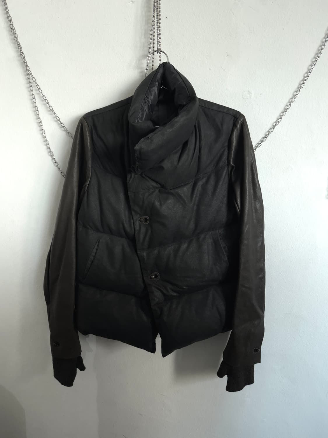 아이작 세럼 아티저널 디어스킨 펜싱 버클 패딩 자켓 상품이미지1