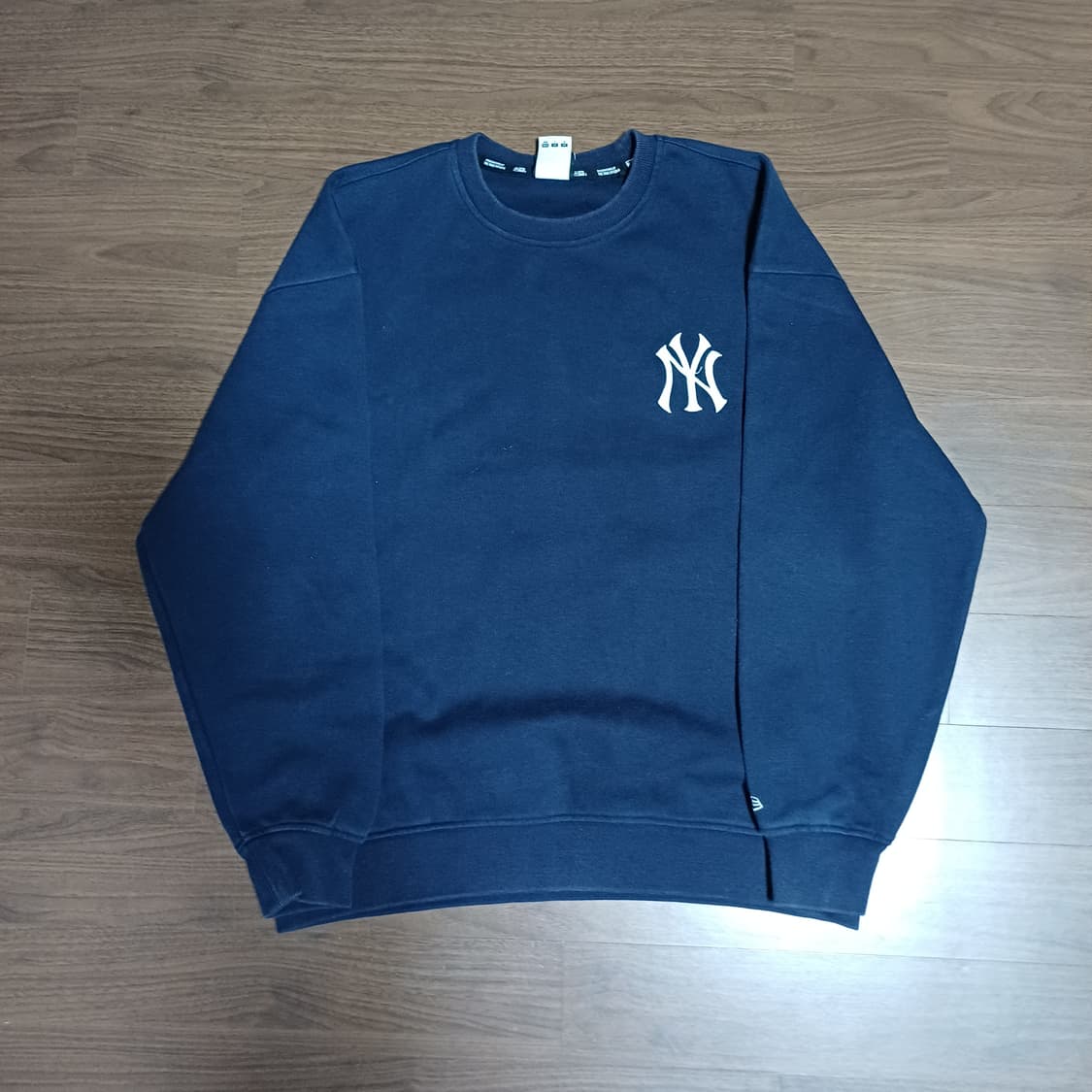 디스이즈네버댓 뉴에라 MLB 뉴욕양키스 맨투맨 L 상품이미지1