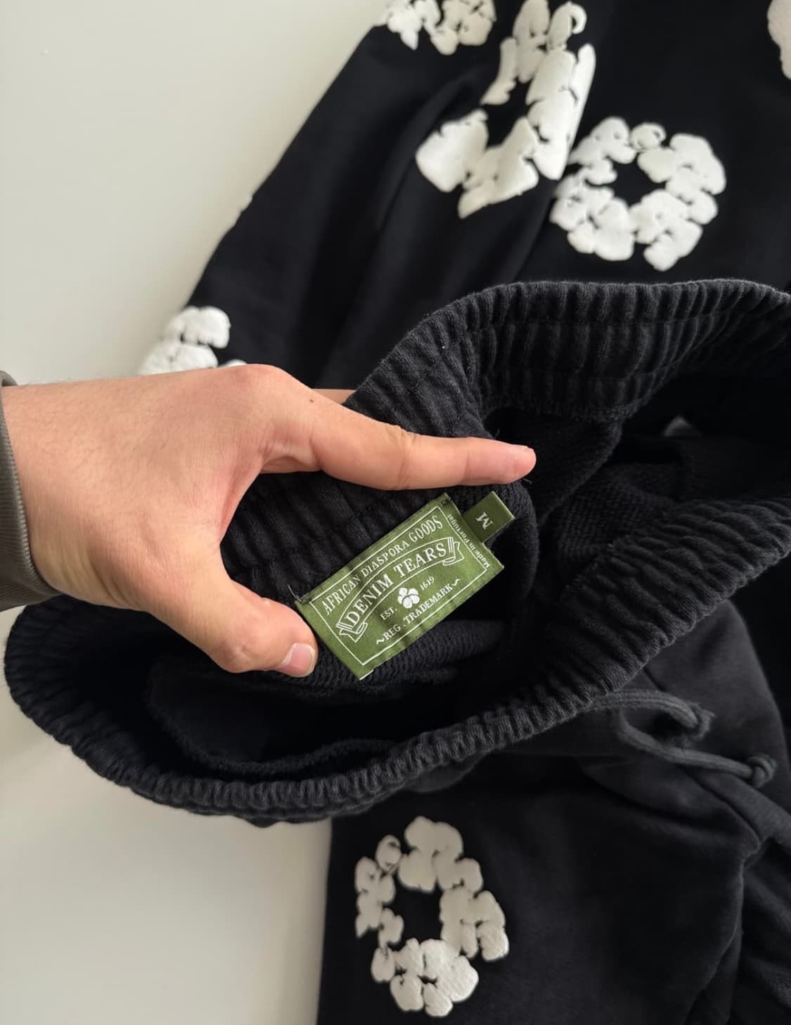 데님티어스 블랙 후디 셋업 상품이미지2