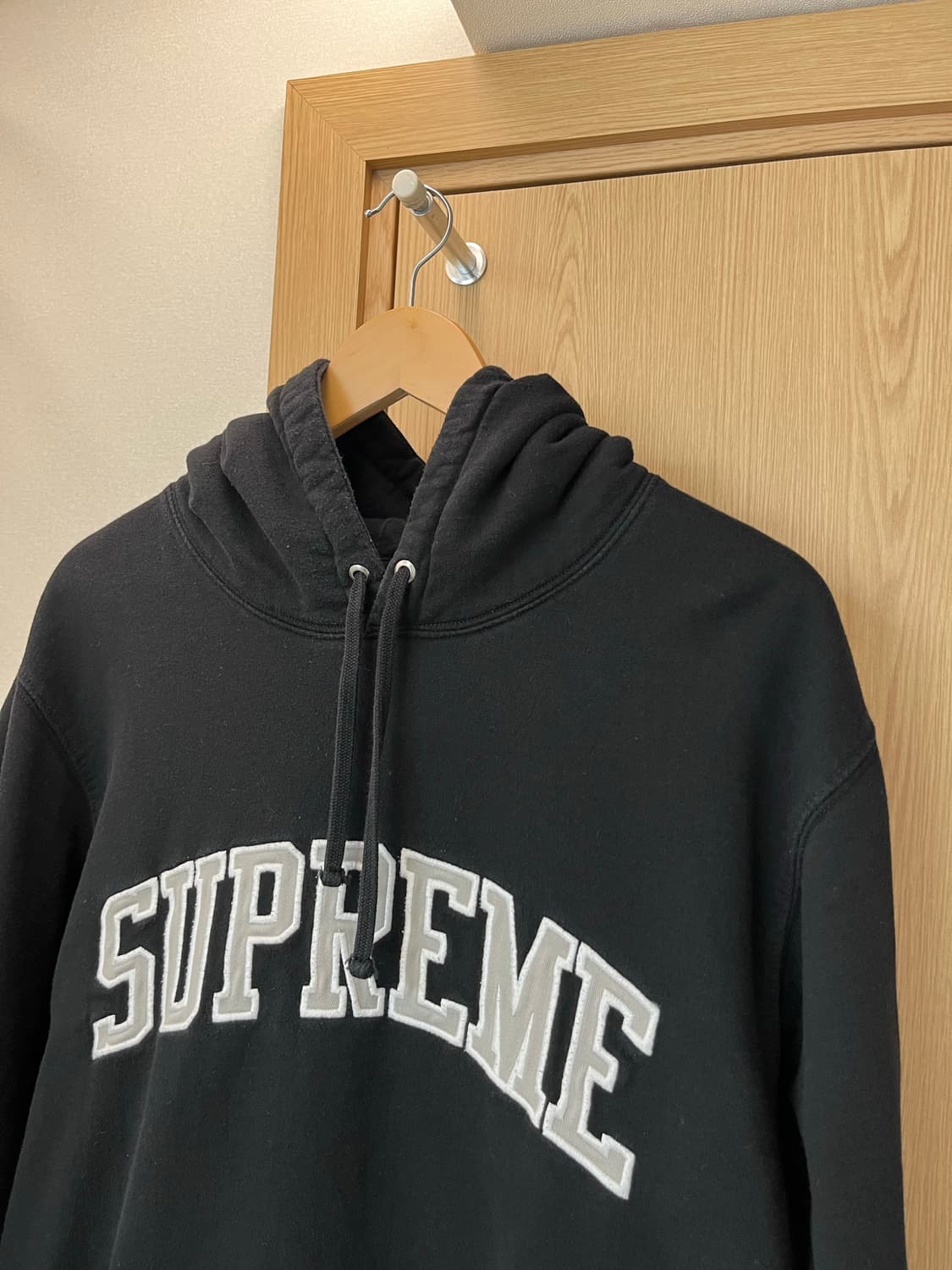 슈프림 NFL 레이더스 후드티 상품이미지1