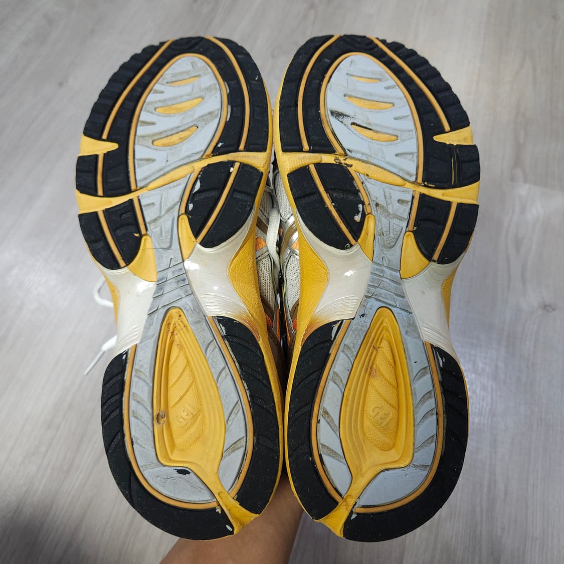 275 ) 아식스 앤더슨벨 젤 1090 화이트/오렌지 상품이미지9