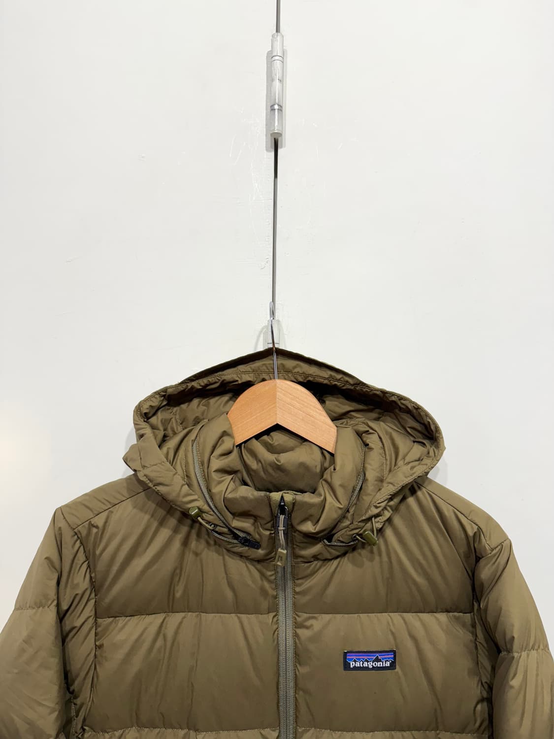 파타고니아 사일런트 다운 자켓 상품이미지3
