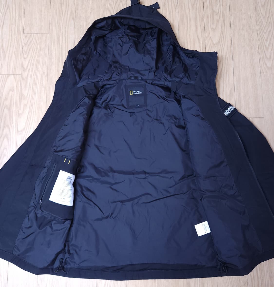 내셔널지오그래픽 타슬란 배색 바람막이 점퍼, 윈드브레이커 상품이미지3