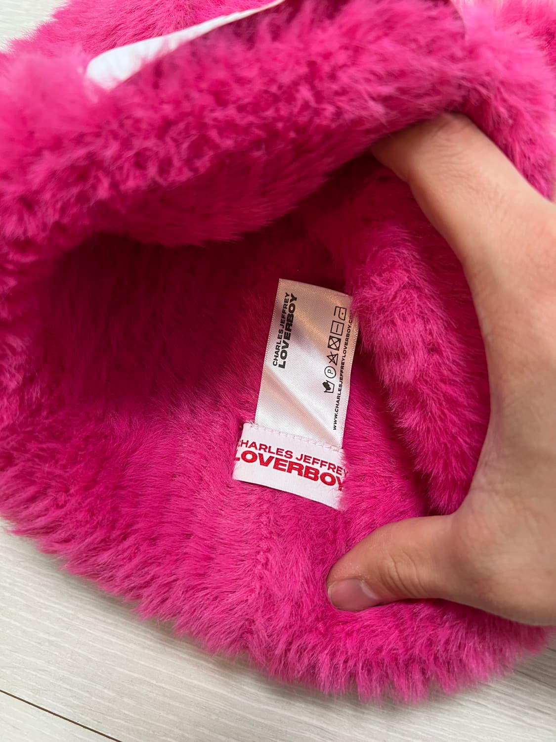 찰스제프리러버보이 플러피 청키 이어 비니 핑크 상품이미지2