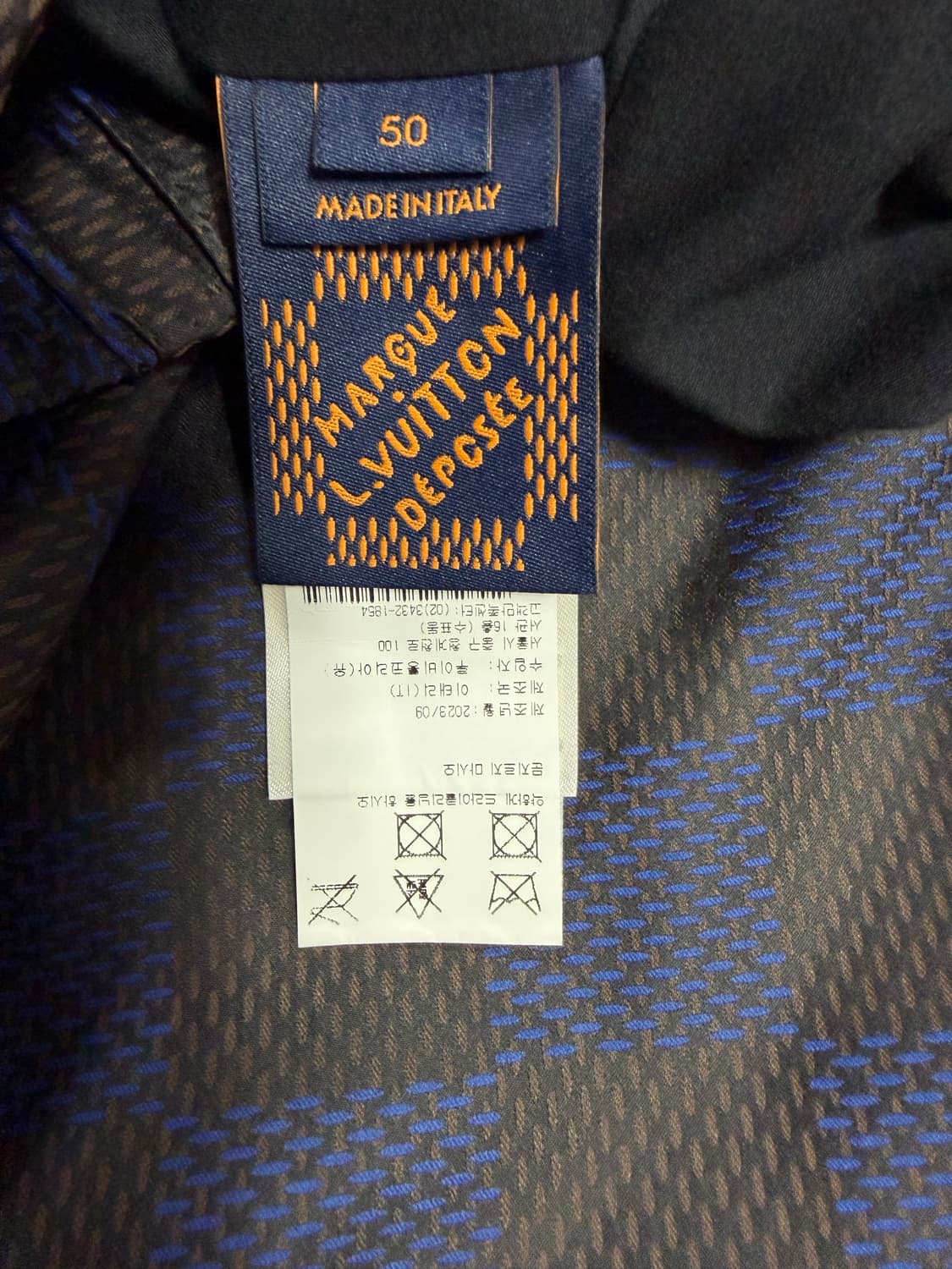 루이비통 정품 퍼렐 다미에 윈드브레이커 자켓 새상품급 국내백화점판 팝니다 상품이미지5