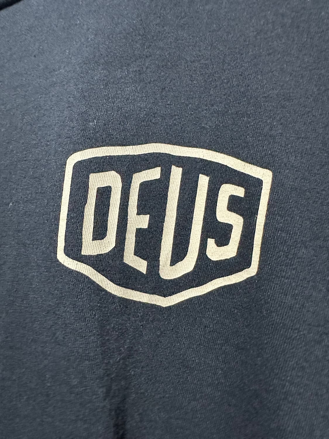 XL 데우스 엑스마키나 서울컬리지 반팔티셔츠 블랙 상품이미지2