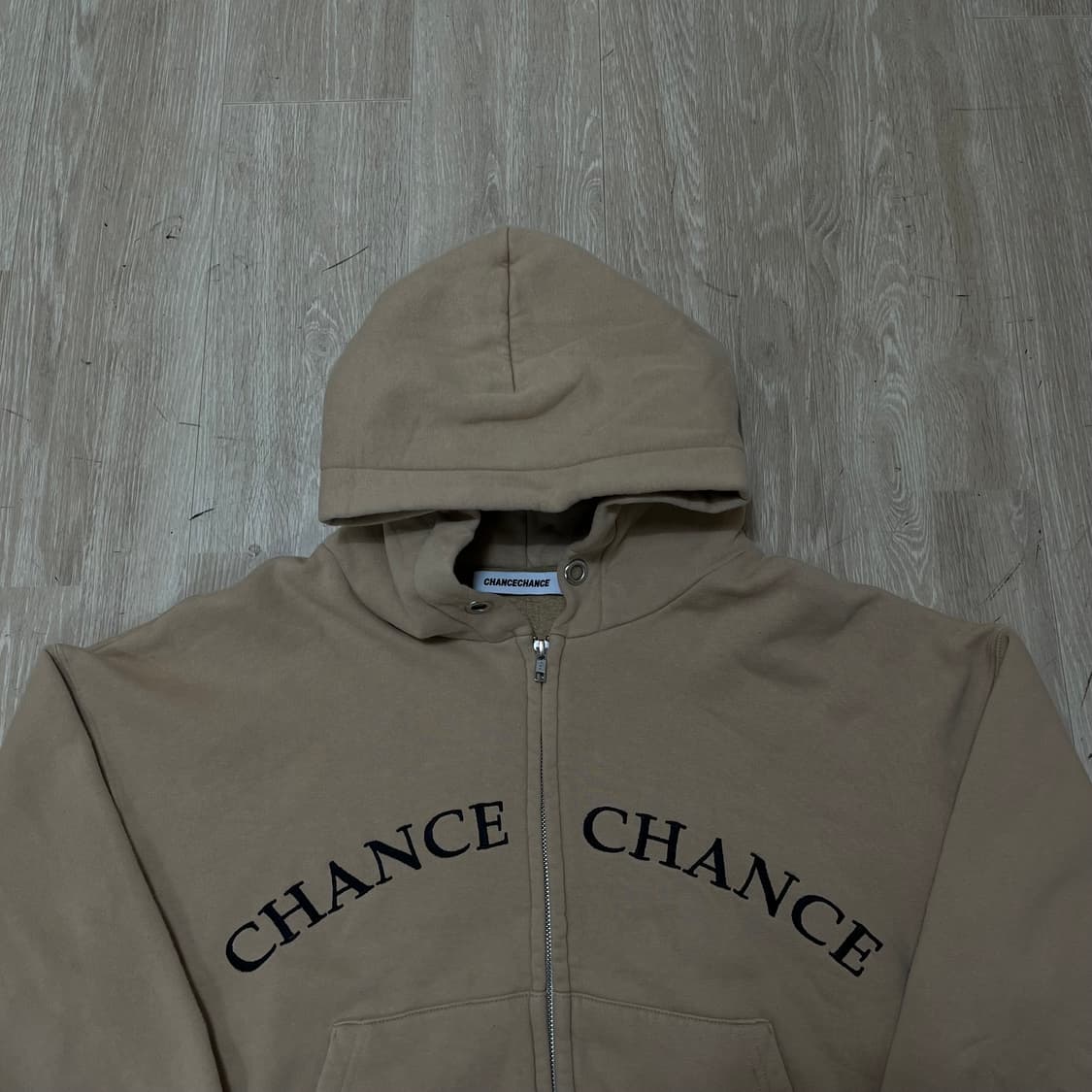 챈스챈스 여성 아치 로고 크롭 후드 집업 FREE 상품이미지2