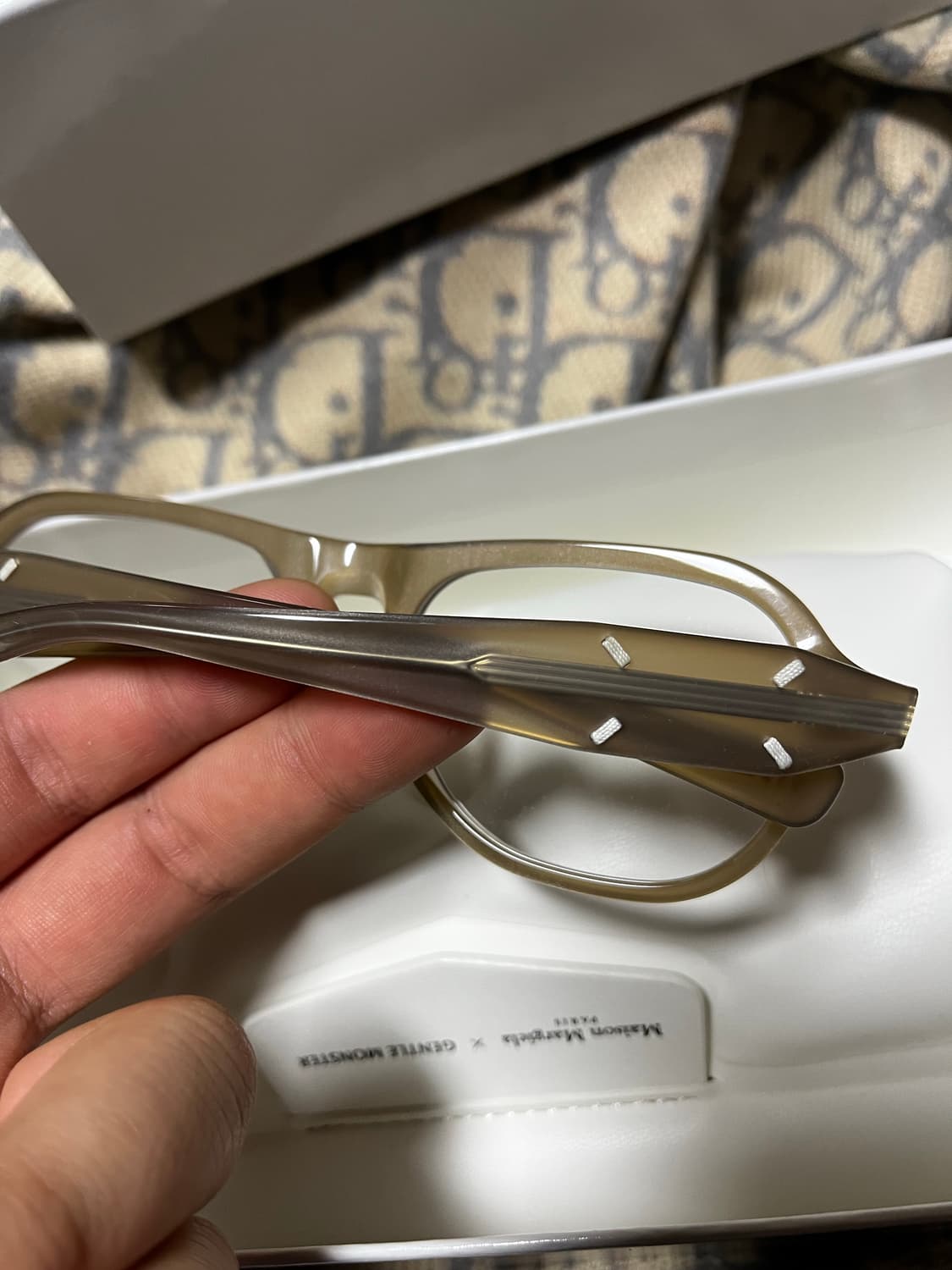 젠틀몬스터x마르지엘라 mm113 브라운 상품이미지3