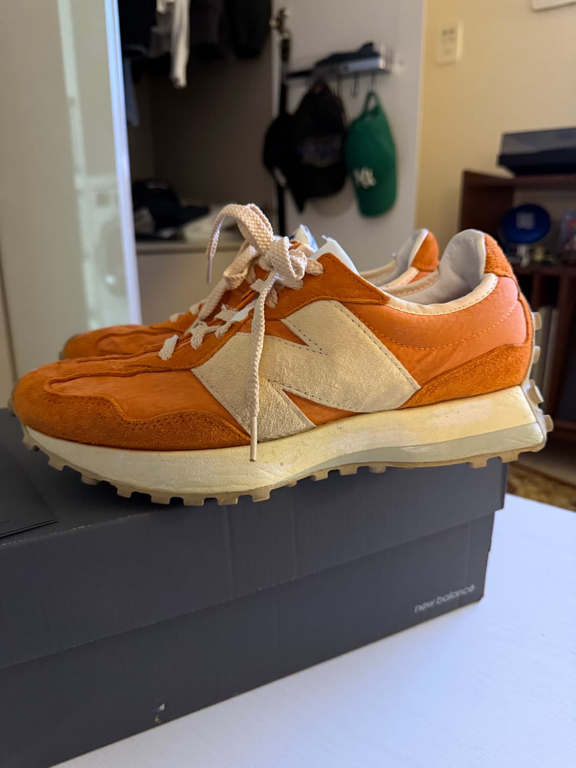 New Balance 327 Vintage Luxe Orange 상품이미지4