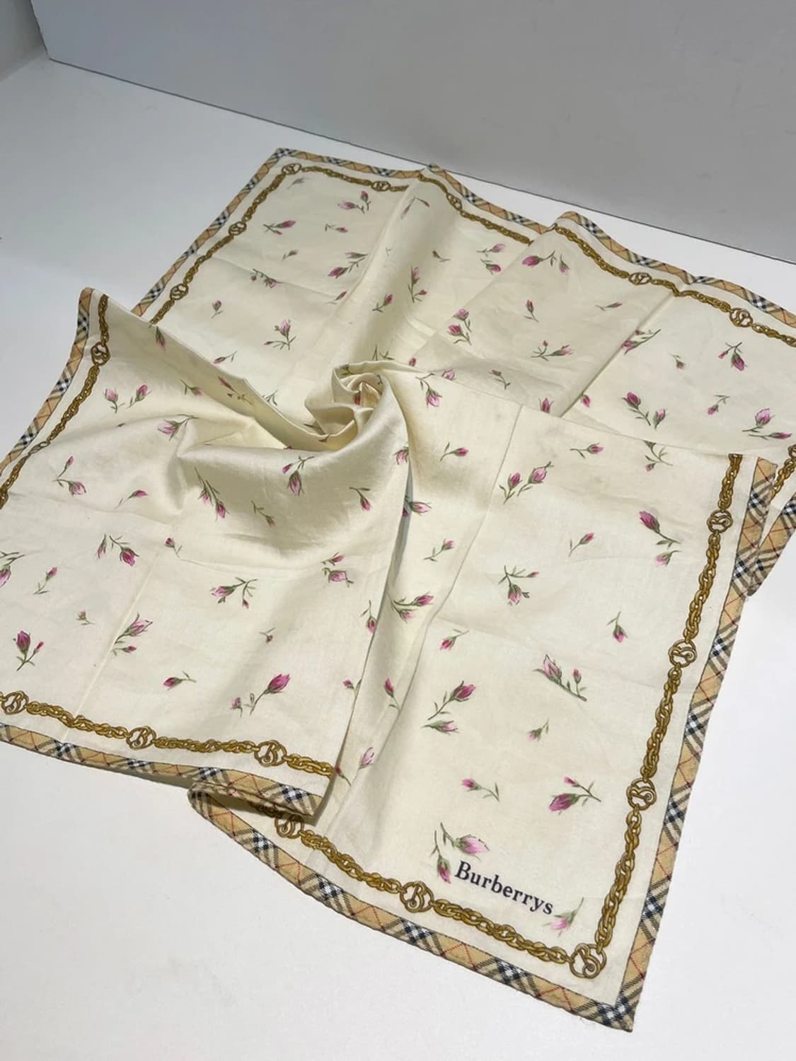 버버리 00s 시그니처 재팬 플라워 쁘띠 반다나 손수건 A1208 상품이미지2