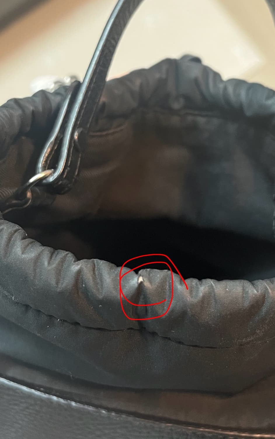 메종 마르지엘라 5AC 버킷백 블랙 상품이미지9