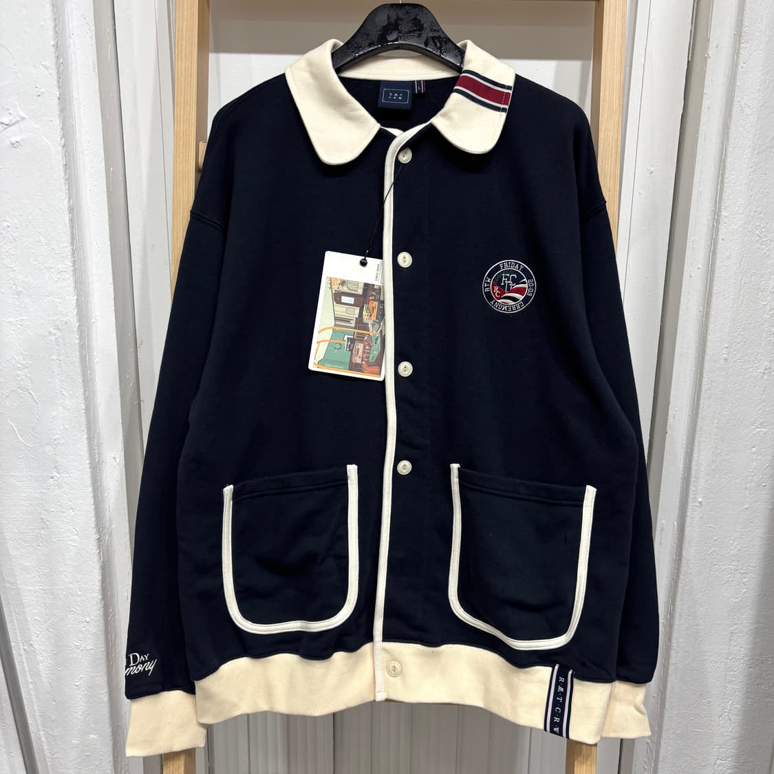 [새상품] 로맨틱 크라운 코튼집업 상품이미지1