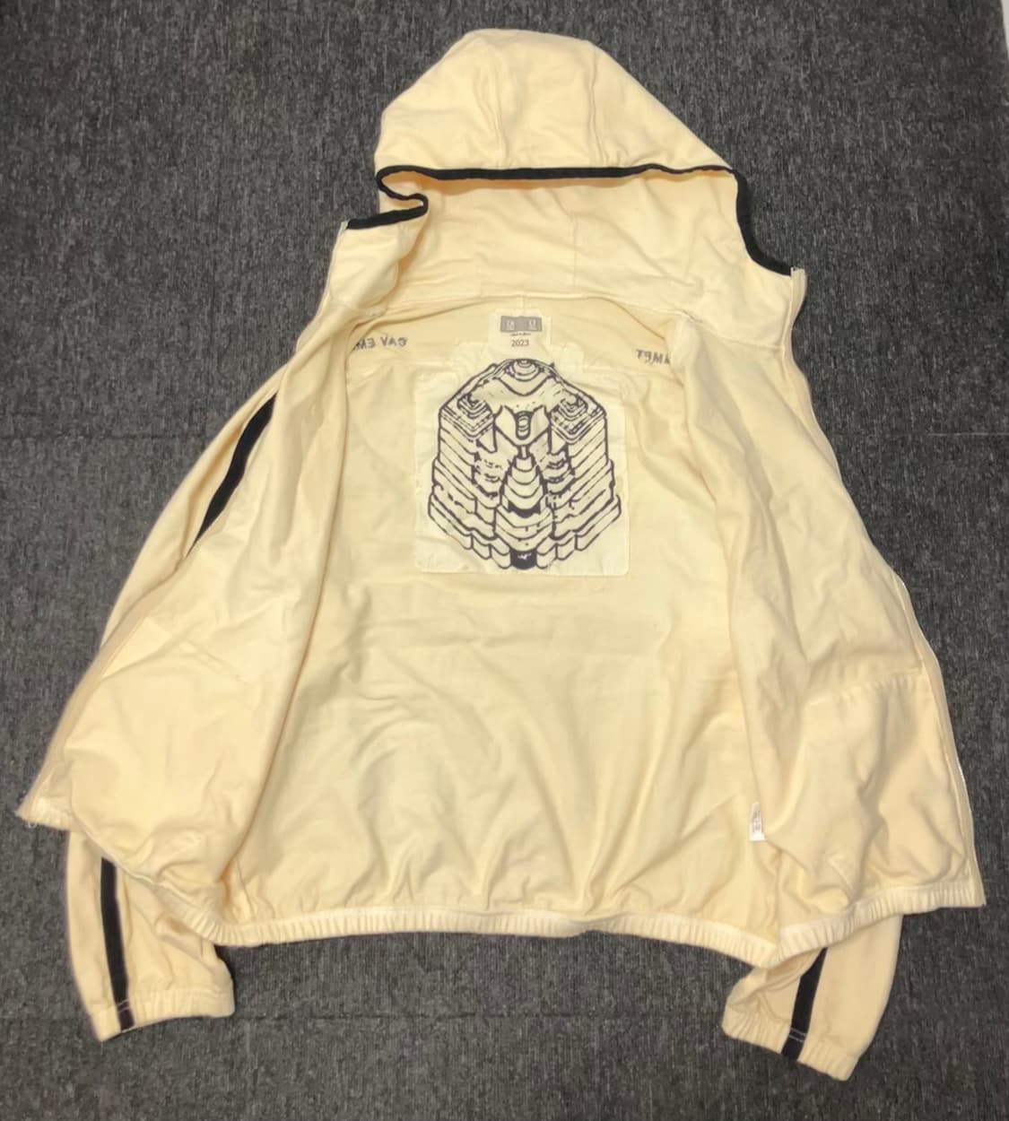 카브엠트 오버다이 테이프 라이트 후드집업 상품이미지2