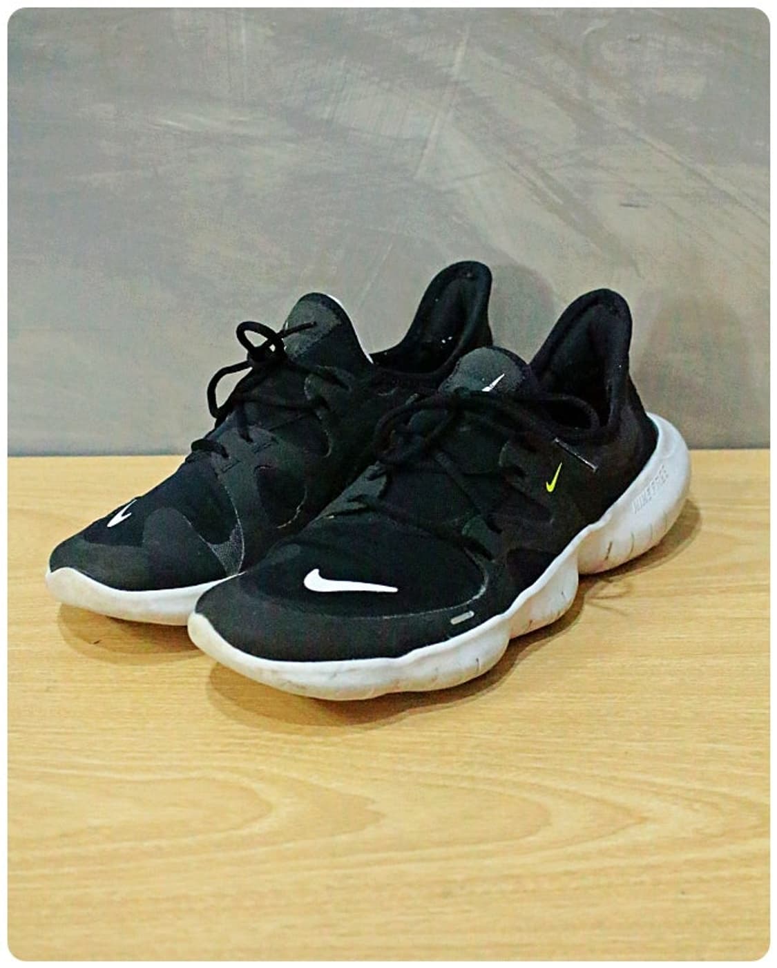 나이키 프리 런 5.0 러닝 슈즈 240 상품이미지1