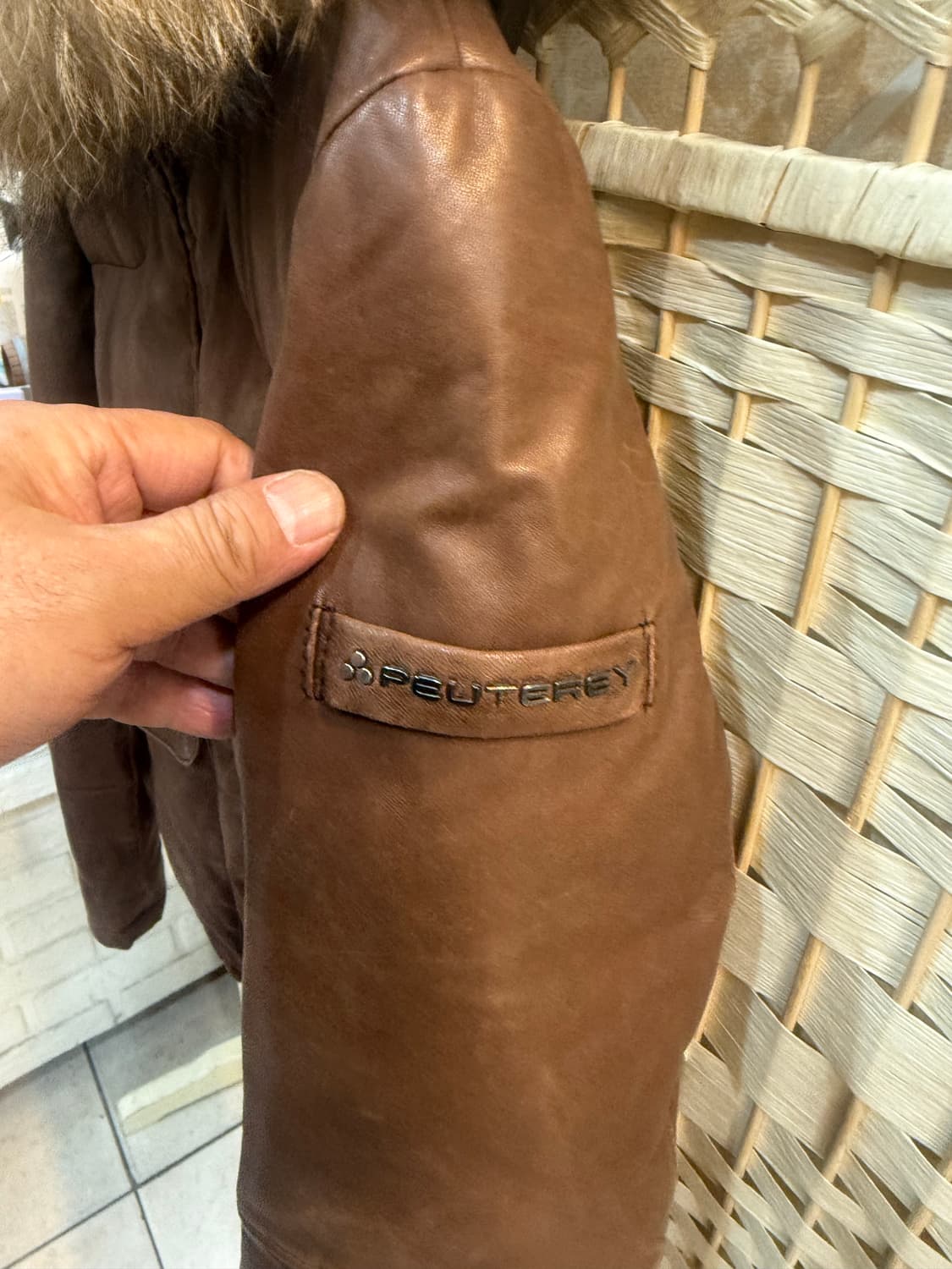 42/66 정품 페트레이 양가죽 패딩 팝니다 상품이미지2