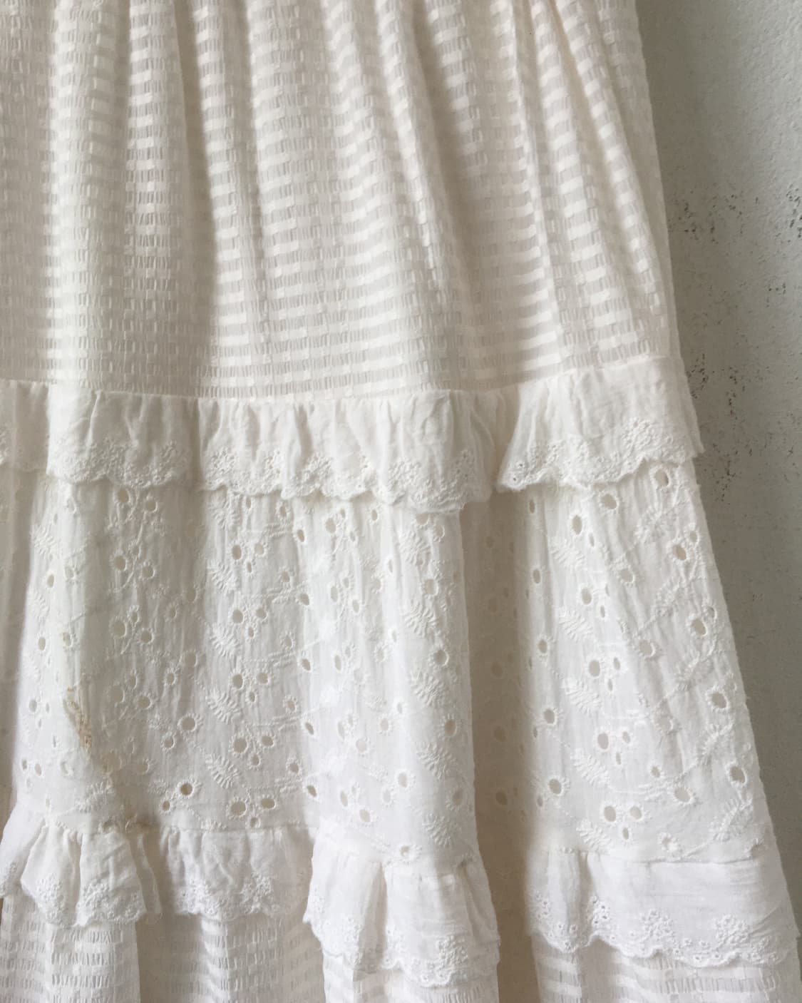 Punching layer point long skirt 상품이미지3