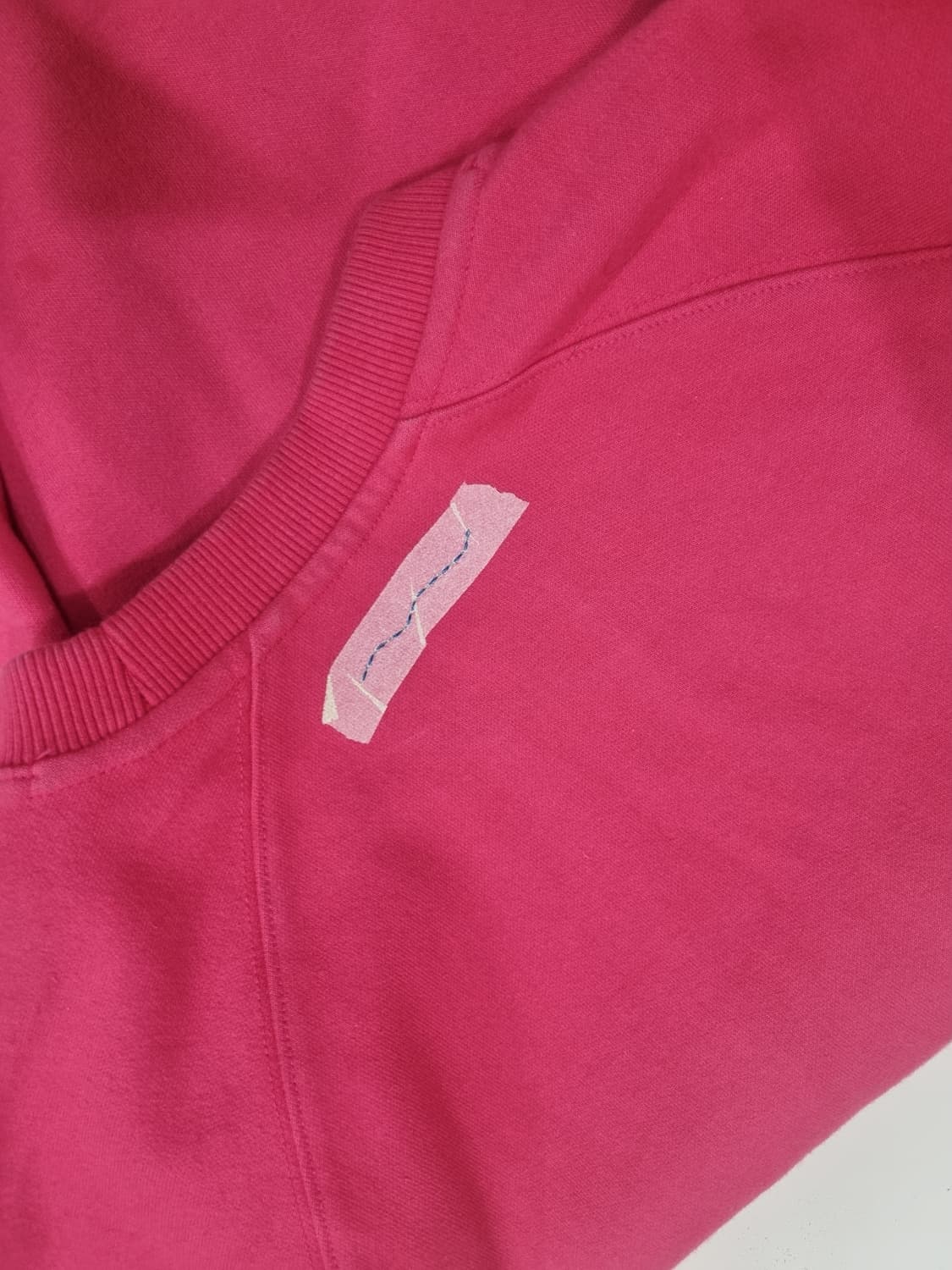 아더에러 핑크 블로섬 맨투맨 스웻셔츠 A1 상품이미지3