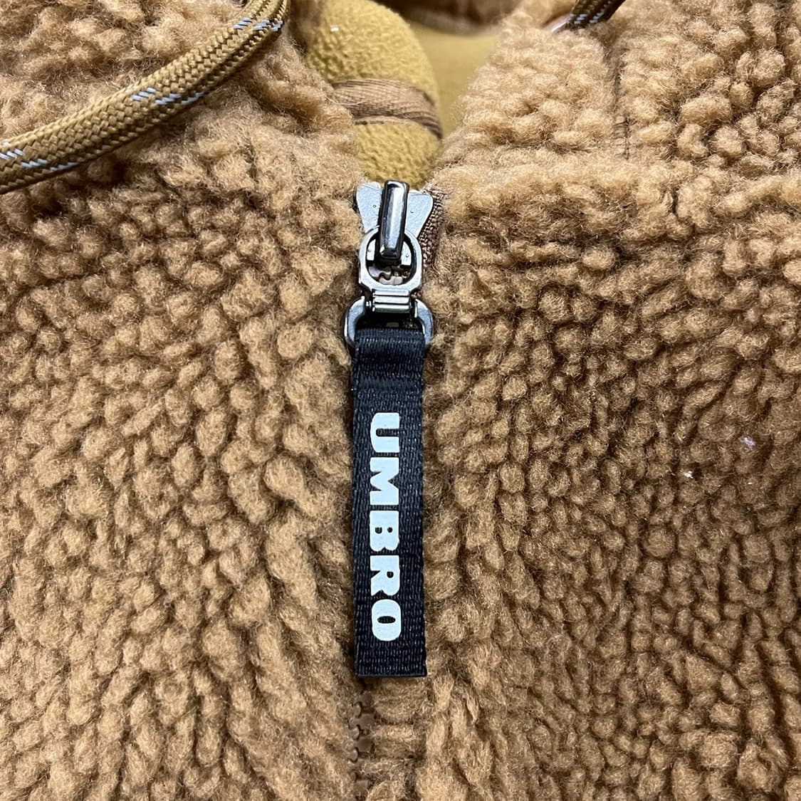 엄브로 브라운 후리스 100 상품이미지7