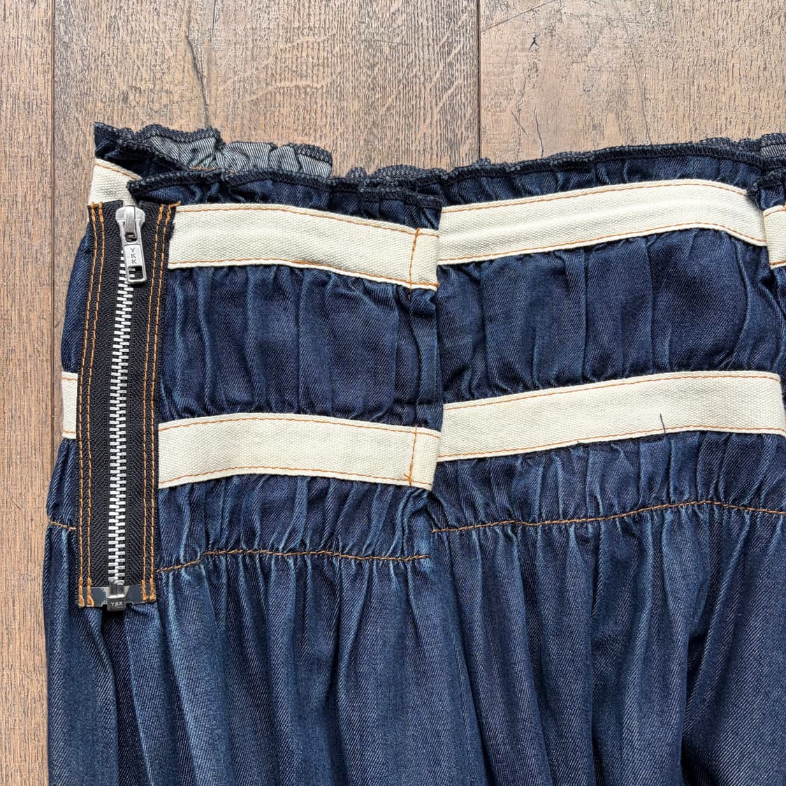 Shirring Line Detail Denim Skirt 상품이미지6