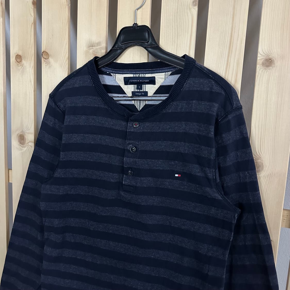 (S) 타미힐피거 스트라이프 헨리넥 롱슬리브 티셔츠 상품이미지3