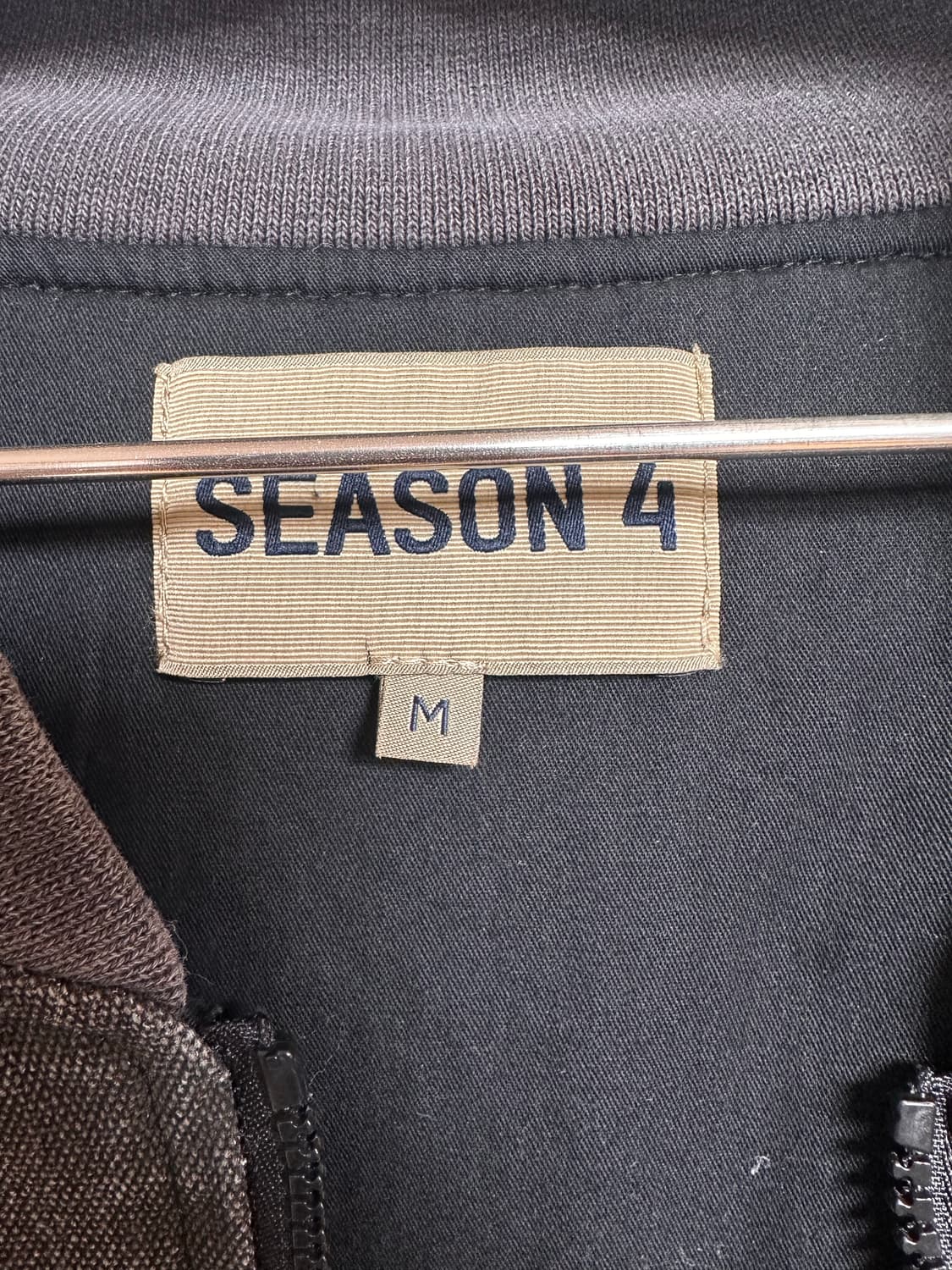 이지 시즌 4 봄버 자켓 뱃 상품이미지3