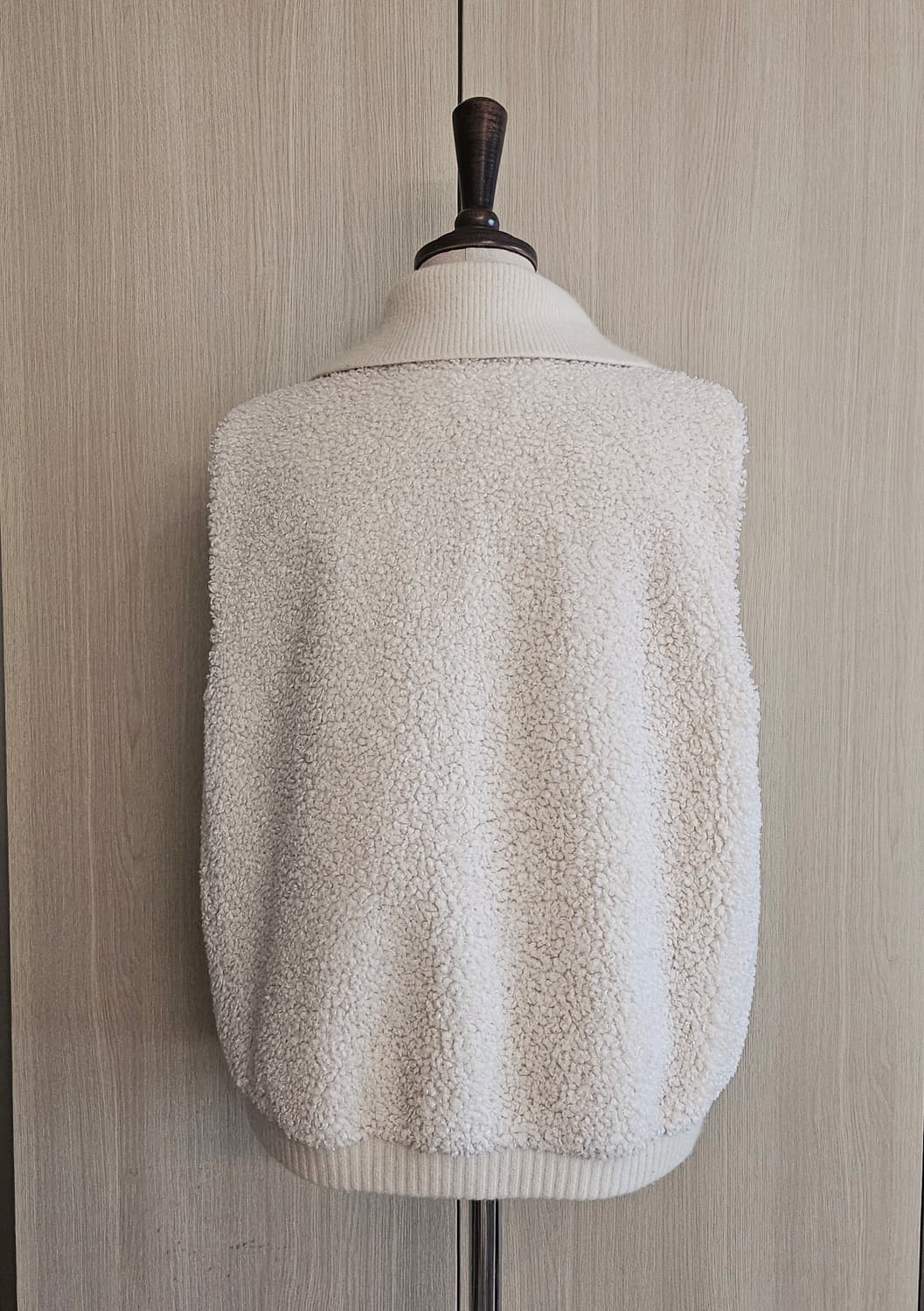 룸나인 ROOM9 아이보리 뽀글이 니트카라 집업베스트조끼 밑단시보리 66 상품이미지5