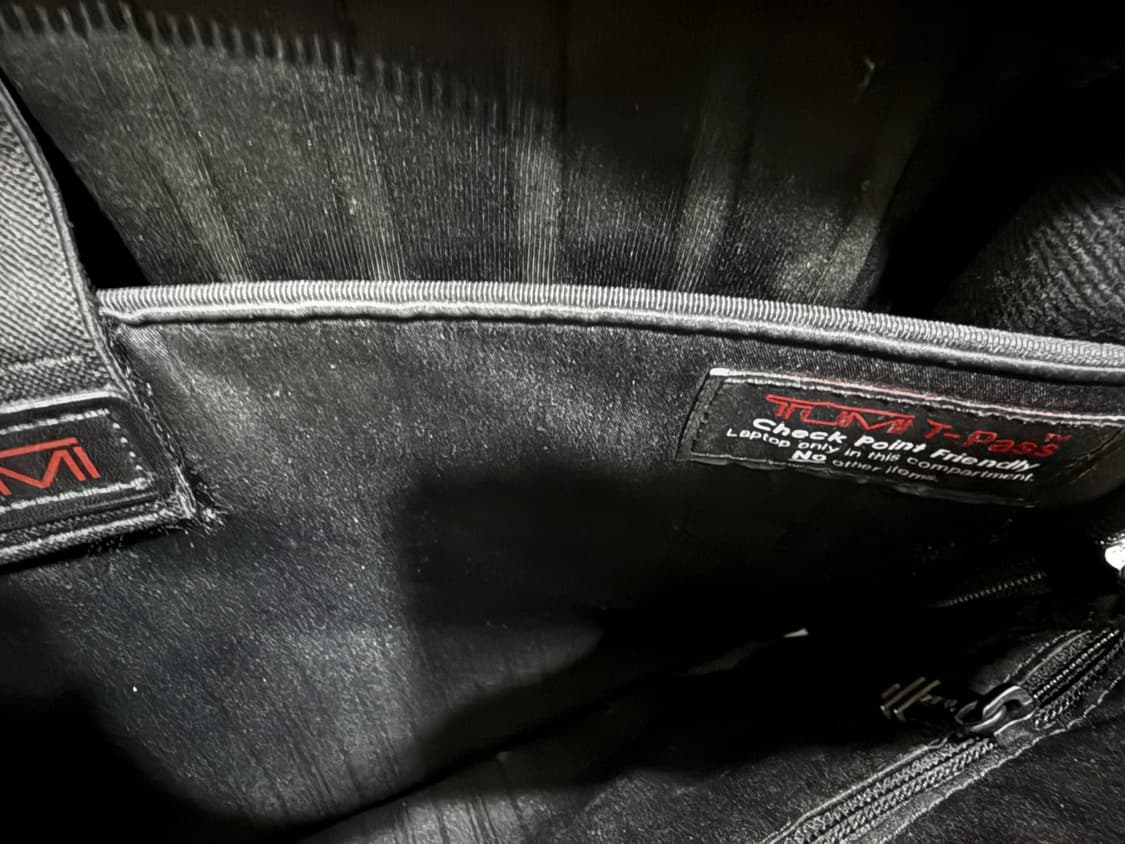 투미 노트북 크로스백 알파 브라보 라인 상품이미지3