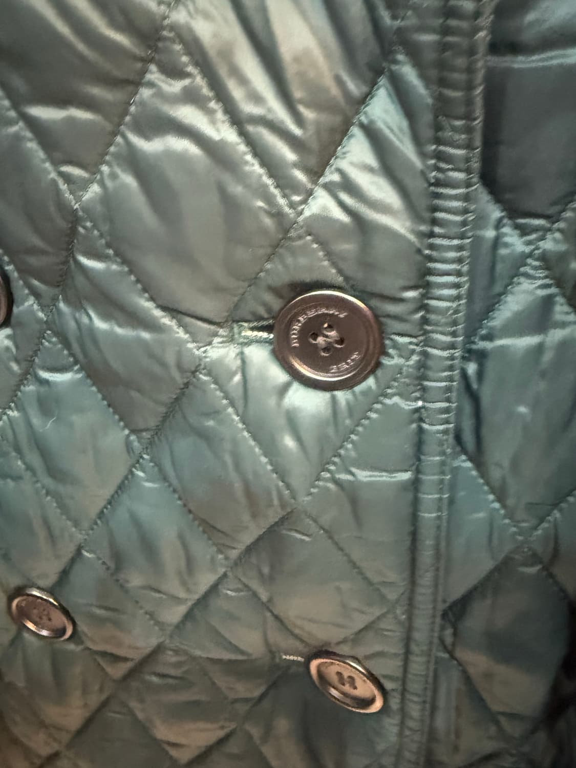 40/66 정품 버버리 브릿 퀄팅코트 팝니다 상품이미지4