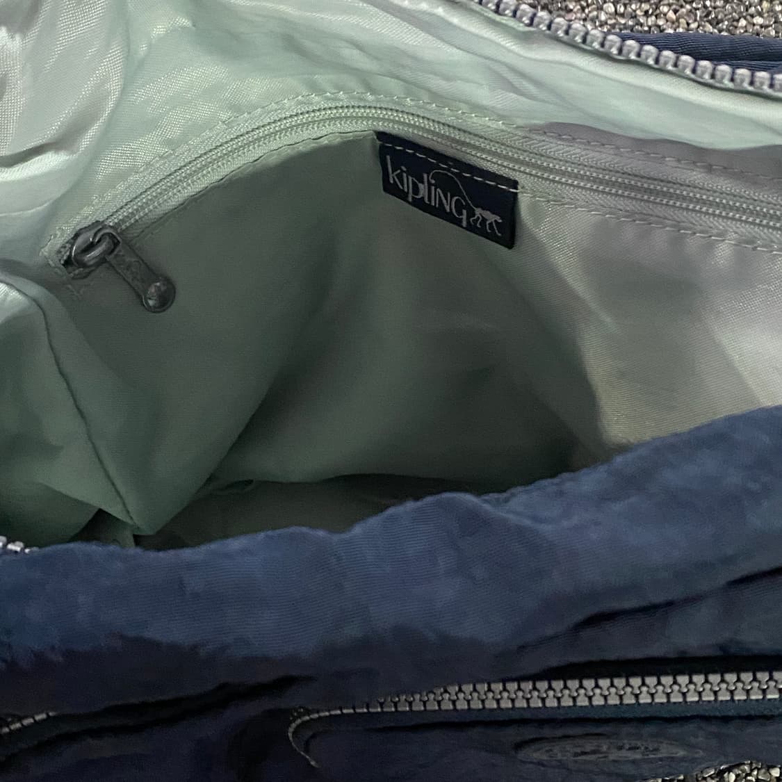 키플링 키링 네이비 멀티포켓 숄더 크로스백 B4424 상품이미지3