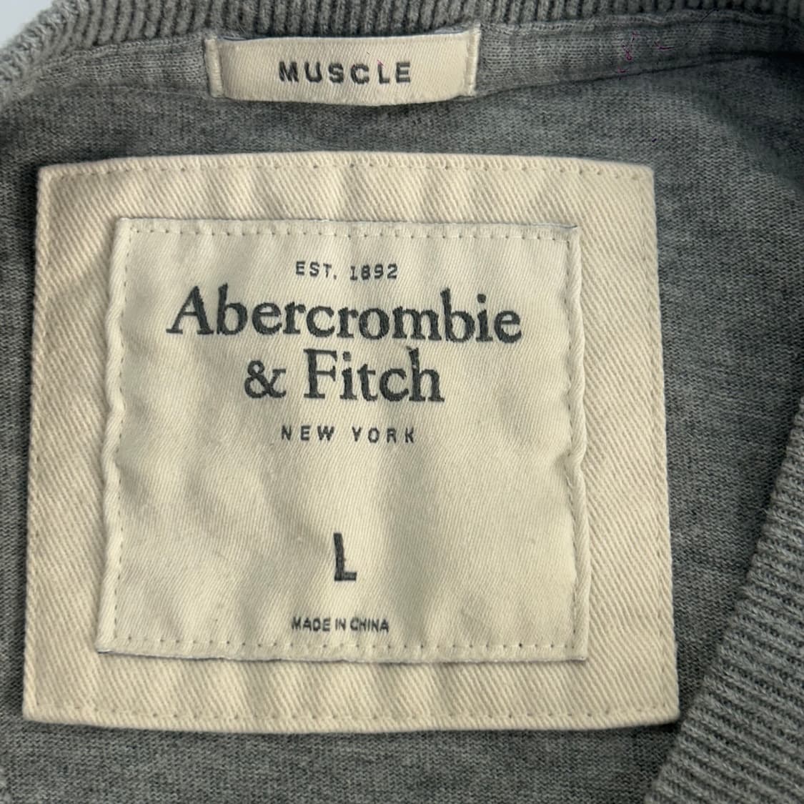 Abercrombie 아베크롬비 스펠아웃 로고 롱슬리브 상품이미지5