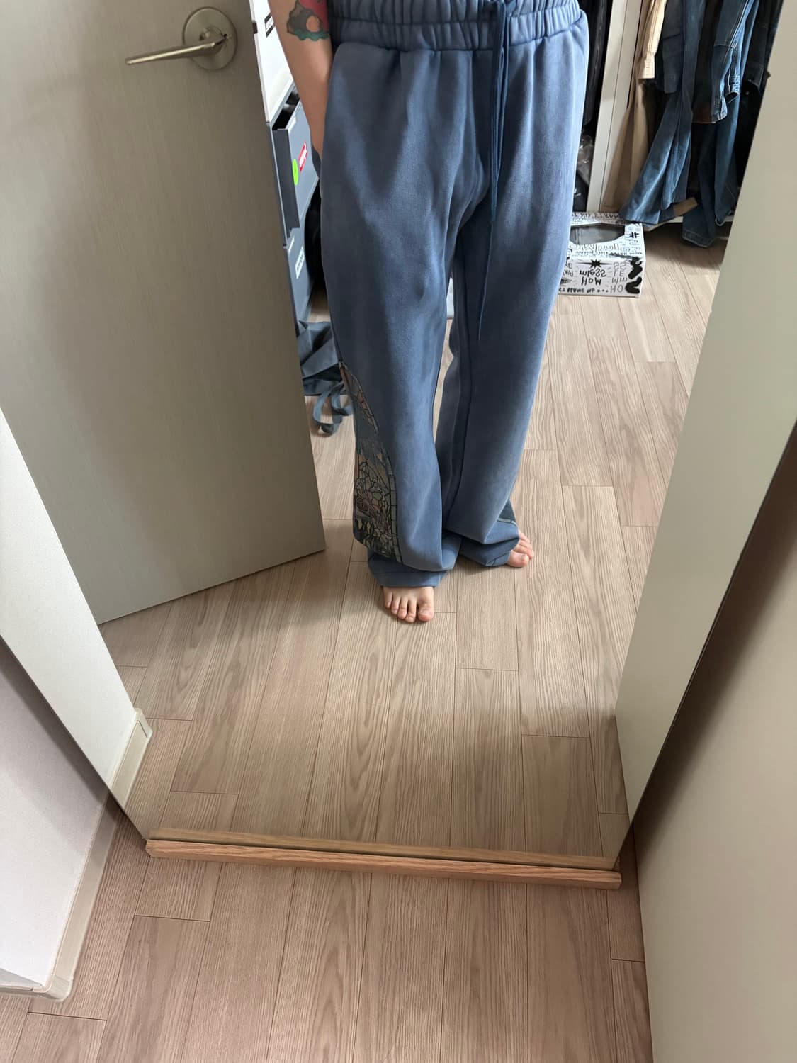 Who decides war 스웻팬츠 상품이미지2