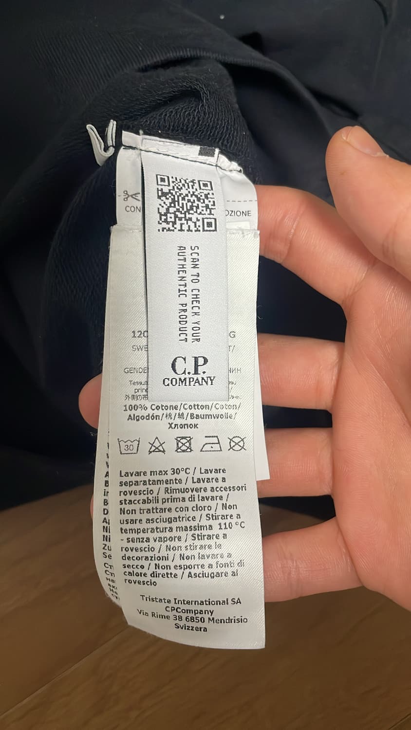 CP컴퍼니 맨투맨 급처 상품이미지4